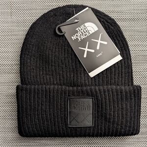 North Face x Kaws Beanie BLACK
